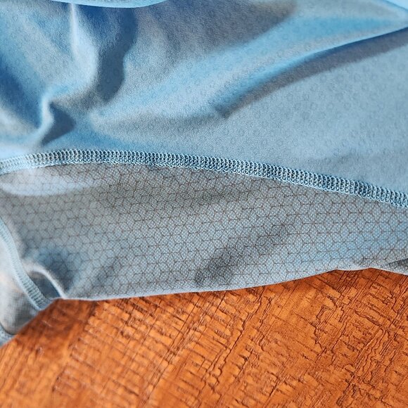 Columbia Sportswear Polo - Picture 15 of 15